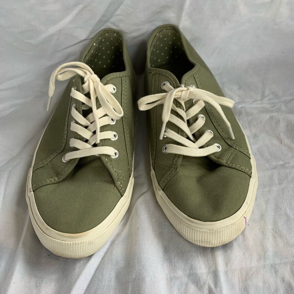 Old Navy Sneakers